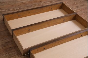 アンティーク家具　イギリスアンティーク　ステンドグラス　品格ある佇まいが魅力の大型ブックケース付きビューロー(簿記机、チェスト)