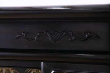 ビンテージ家具　ビンテージ　伝統工芸　螺鈿と蒔絵が目を惹く高級感あふれる飾り棚(茶棚)