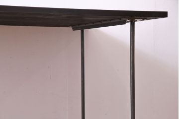 オリジナル　濃い色合いが落ち着いた雰囲気の鉄脚テーブル(ダイニングテーブル、作業台、4人掛け、6人掛け、食卓)(R-029870)(2)