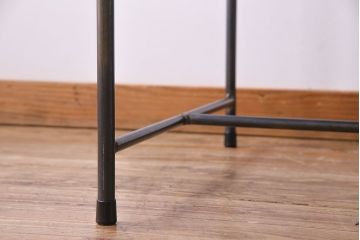オリジナル　濃い色合いが落ち着いた雰囲気の鉄脚テーブル(ダイニングテーブル、作業台、4人掛け、6人掛け、食卓)(R-029870)(2)