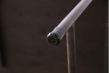 オリジナル　濃い色合いが落ち着いた雰囲気の鉄脚テーブル(ダイニングテーブル、作業台、4人掛け、6人掛け、食卓)(R-029870)(2)