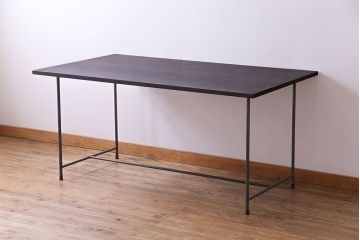 オリジナル　濃い色合いが落ち着いた雰囲気の鉄脚テーブル(ダイニングテーブル、作業台、4人掛け、6人掛け、食卓)(R-029870)(2)