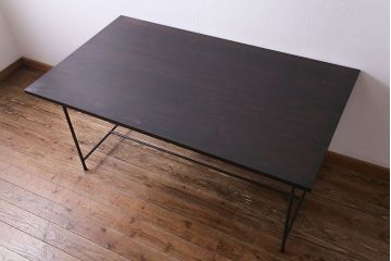 オリジナル　濃い色合いが落ち着いた雰囲気の鉄脚テーブル(ダイニングテーブル、作業台、4人掛け、6人掛け、食卓)(R-029870)(2)