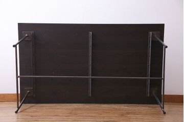 オリジナル　濃い色合いが落ち着いた雰囲気の鉄脚テーブル(ダイニングテーブル、作業台、4人掛け、6人掛け、食卓)(R-029870)(2)