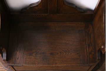 アンティーク雑貨　イギリスアンティーク　オーク材　重厚感を放つ機能的なベンチ付きホールスタンド(傘立て、コート掛け)