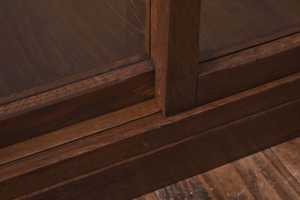 アンティーク家具　【S様売約済】昭和初期　ナラ材製　5面ガラスの薄型ショーケース(ガラスケース、飾り棚)