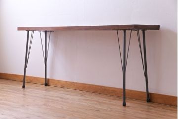 古材リメイク　天板ケヤキ材　ダイナミックな木目の鉄脚テーブル(作業台、コンソールテーブル)