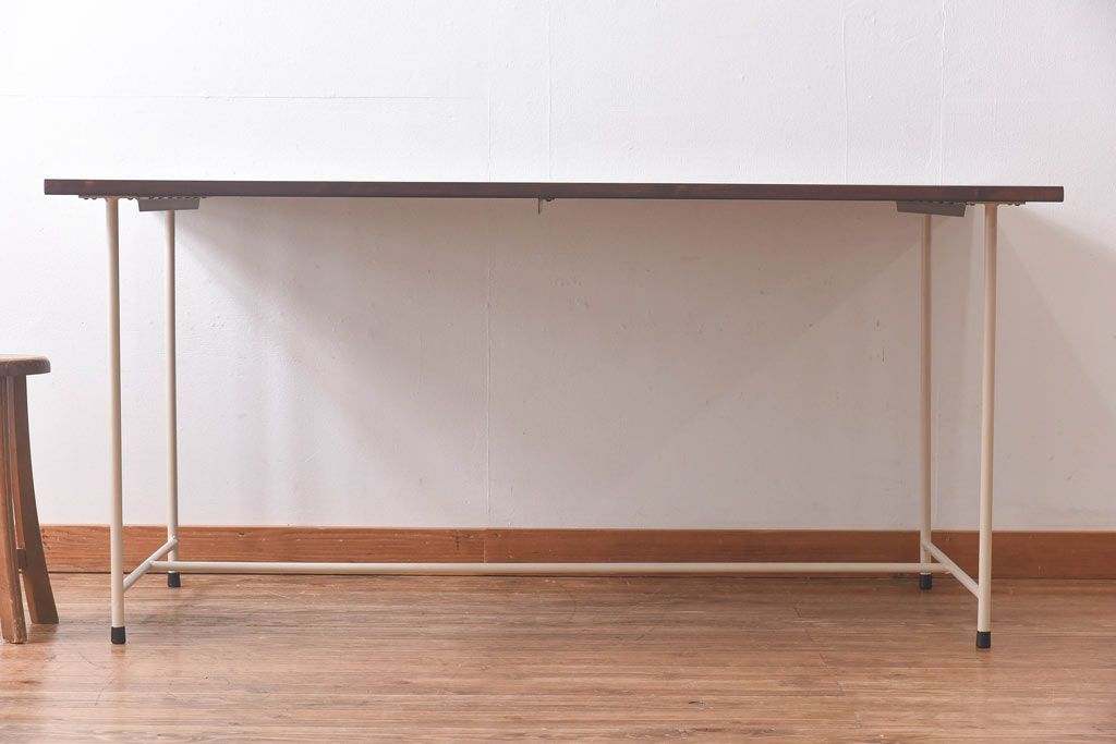 ラフジュ工房オリジナル　すっきりとした鉄脚が魅力的なペイントテーブル(ダイニングテーブル、作業台)(2)