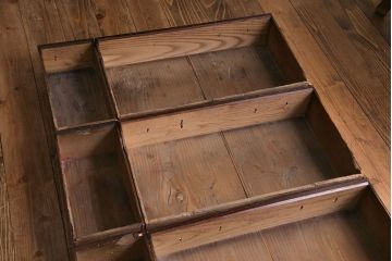 アンティーク家具　ジャンク品　明治期　渋い味わいが楽しめる三国帳場箪笥(時代箪笥、和タンス)