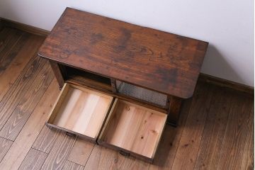 レトロ家具　昭和レトロ　栓材　花のようなカットが愛らしいオリジナルガラス入り戸棚(収納棚、ローボード)