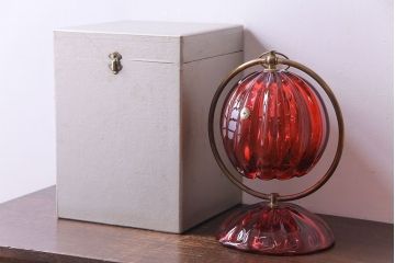 昭和期　IWATA GLASS(イワタグラス、岩田工芸硝子)　赤いガラスのスタンドライト(共箱付き)(ナイトスタンド、テーブルランプ、卓上照明)