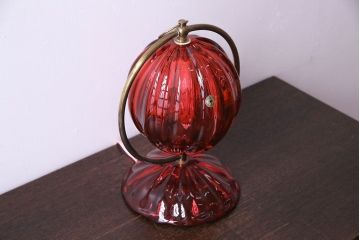 昭和期　IWATA GLASS(イワタグラス、岩田工芸硝子)　赤いガラスのスタンドライト(共箱付き)(ナイトスタンド、テーブルランプ、卓上照明)