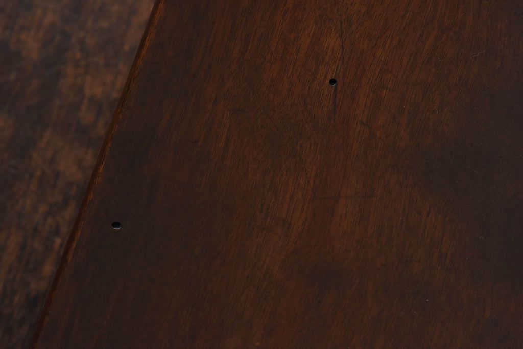 アンティーク雑貨　和製アンティーク　艶やかな質感が魅力的なくり抜きの花台(飾り台)