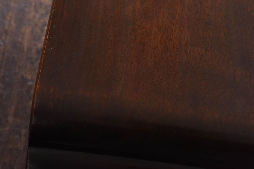 アンティーク雑貨　和製アンティーク　艶やかな質感が魅力的なくり抜きの花台(飾り台)