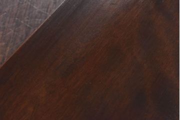 アンティーク雑貨　和製アンティーク　艶やかな質感が魅力的なくり抜きの花台(飾り台)