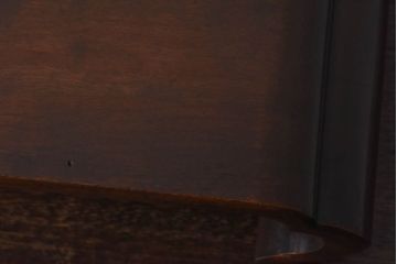 アンティーク雑貨　和製アンティーク　艶やかな質感が魅力的なくり抜きの花台(飾り台)