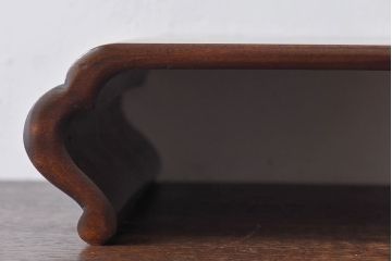 アンティーク雑貨　和製アンティーク　艶やかな質感が魅力的なくり抜きの花台(飾り台)