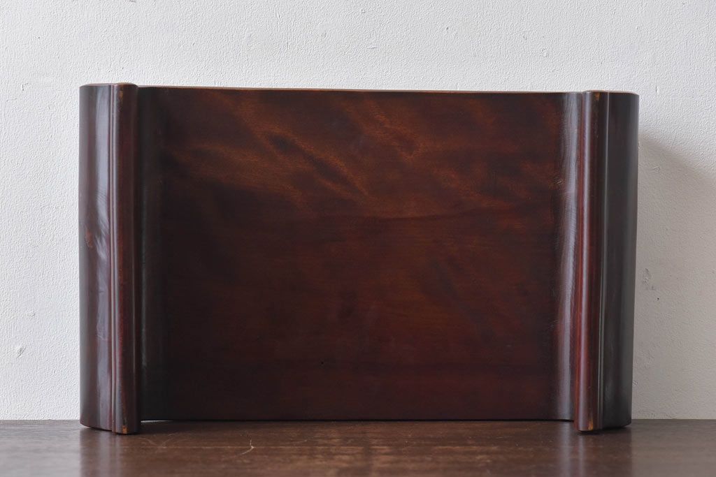 アンティーク雑貨　和製アンティーク　艶やかな質感が魅力的なくり抜きの花台(飾り台)