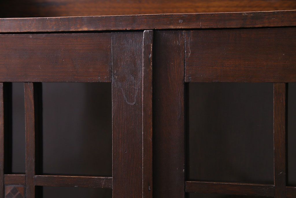 アンティーク家具　大正ロマン　栓材　ガラス扉の意匠がおしゃれな本箱(収納棚、飾り棚、食器棚、ブックケース)