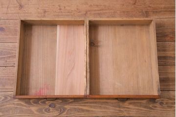 レトロ家具　昭和レトロ　ヒノキ材一枚板　小振りで取り入れやすい文机(1)