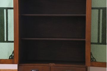 アンティーク家具　昭和初期　当時物色ガラス　大正ロマンの雰囲気を留める色ガラス入り本箱(収納棚、戸棚、キャビネット)