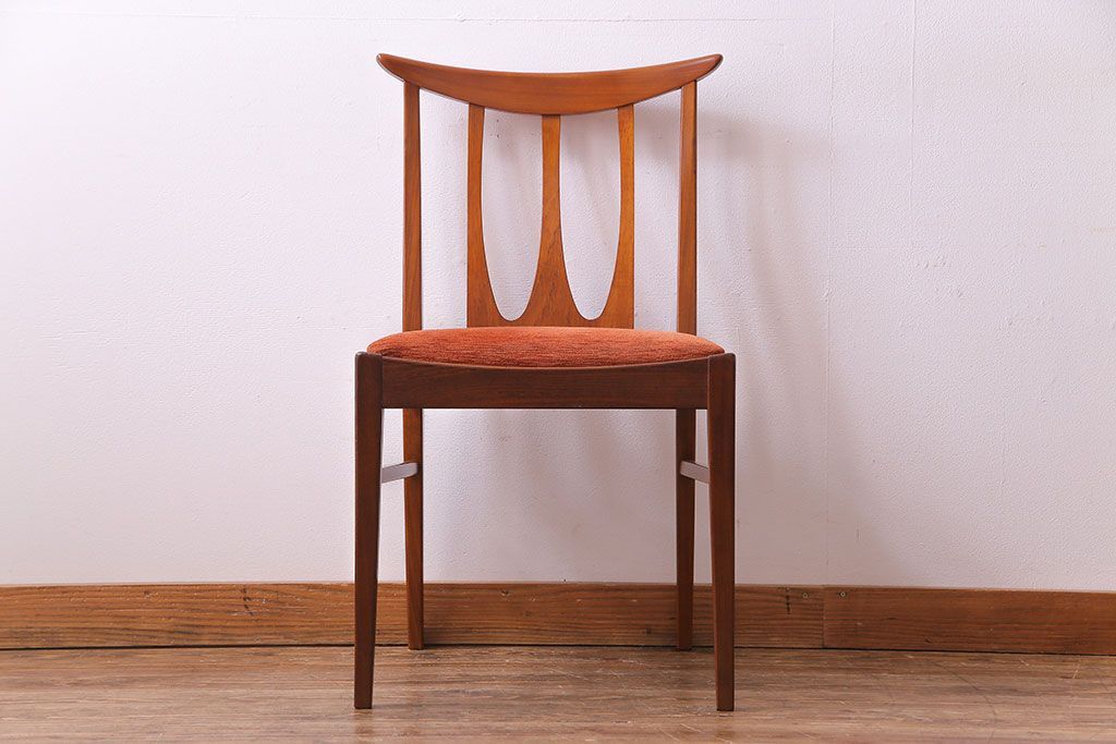 北欧家具　G-PLAN(ジープラン)　洗練された雰囲気のダイニングチェア(椅子)