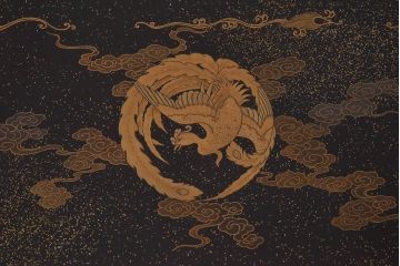 アンティーク家具　極上品!　江戸期　漆塗り金彩蒔絵・瑞獣(四神)図　飾り棚(大名道具、茶棚)
