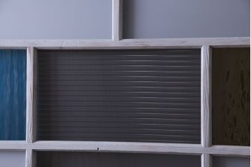 色ガラスの爽やかなカラーが魅力のペイントガラス戸1枚(引き戸、建具)