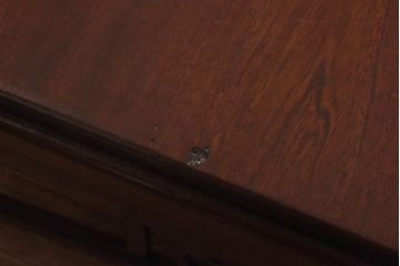 アンティーク家具　大正ロマン　栓材　透かし彫りが和の雰囲気を漂わせる文机(ローテーブル)