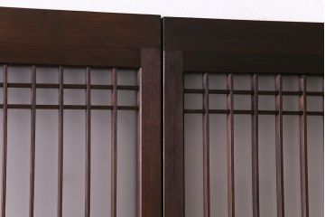 昭和レトロ　横桟が並んだデザインが魅力的な格子戸(ガラス戸、引き戸、建具)2枚セット