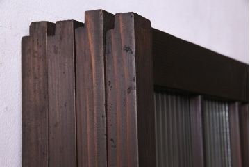 赤い色ガラスがおしゃれな花模様カットガラス入り帯戸(ガラス帯戸、ガラス戸、引き戸、建具)4枚セット