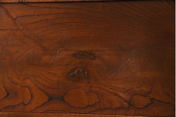 アンティーク家具　昭和中期　前面ケヤキ材　力強い杢目が美しい小振りな重ねのチェスト(衣装箪笥、タンス)