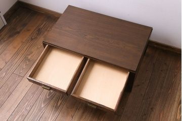 アンティーク家具　大正ロマン　ナラ材　透かし彫りの装飾が可愛らしい文机(ローテーブル)