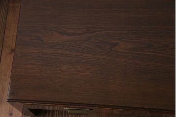 アンティーク家具　大正ロマン　ナラ材　透かし彫りの装飾が可愛らしい文机(ローテーブル)