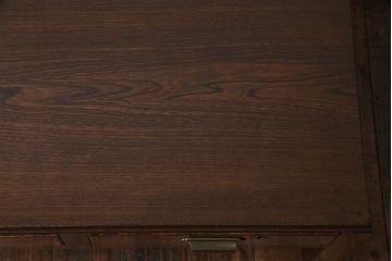 アンティーク家具　大正ロマン　ナラ材　透かし彫りの装飾が可愛らしい文机(ローテーブル)