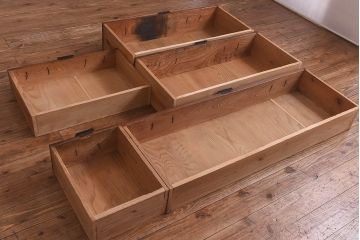 【H様ご成約分】和製アンティーク　上手物　前面総欅材の重厚な収納箪笥ローボード(水屋箪笥、サイドボード)(1)