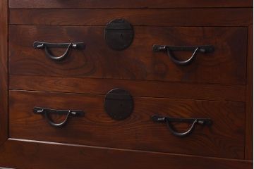 【H様ご成約分】和製アンティーク　上手物　前面総欅材の重厚な収納箪笥ローボード(水屋箪笥、サイドボード)(1)