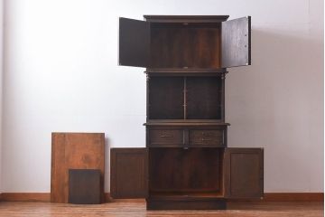 中古　永田良介商店　チルダ彫刻入食器棚(カップボード、キャビネット、収納棚)(定価約60万円)