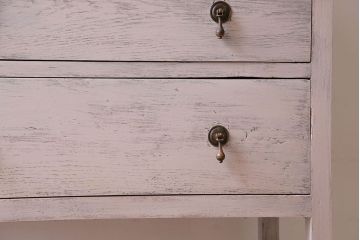 ペイント家具　淡いカラーが可愛らしいイギリスアンティークのドレッサー(ドレッシングチェスト、ミラー)