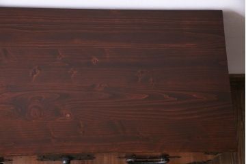 アンティーク家具　和製アンティーク　リメイク　鉄脚付き　朱色の時代箪笥ローボード(テレビボード、ローチェスト)(1)