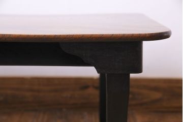 アンティーク家具　昭和中期　ケヤキ材一枚板　味わい深い質感の角ちゃぶ台(ローテーブル、座卓)