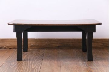 アンティーク家具　昭和中期　ケヤキ材一枚板　味わい深い質感の角ちゃぶ台(ローテーブル、座卓)