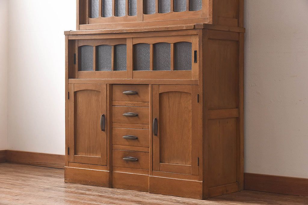 レトロ家具　昭和レトロ　懐かしい雰囲気が漂うカップボード(重ね食器棚、キャビネット、収納棚)