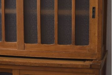レトロ家具　昭和レトロ　懐かしい雰囲気が漂うカップボード(重ね食器棚、キャビネット、収納棚)