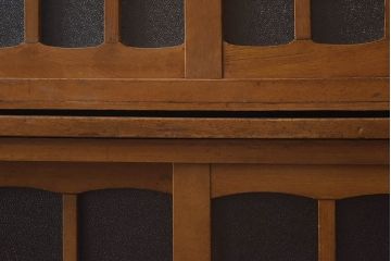 レトロ家具　昭和レトロ　懐かしい雰囲気が漂うカップボード(重ね食器棚、キャビネット、収納棚)