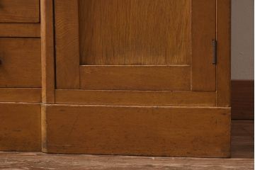 レトロ家具　昭和レトロ　懐かしい雰囲気が漂うカップボード(重ね食器棚、キャビネット、収納棚)