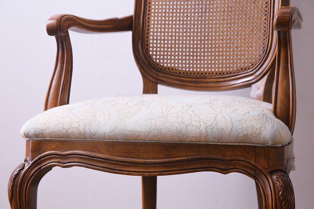 中古　DREXEL HERITAGE(ドレクセルヘリテイジ)　old continent(オールドコンチネント)　アームチェア(椅子、イス)(定価約30万5千円)(1)