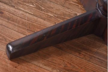 中古　北海道民芸家具　モダンでシックな佇まいの円形テーブル(サイドテーブル、カフェテーブル)