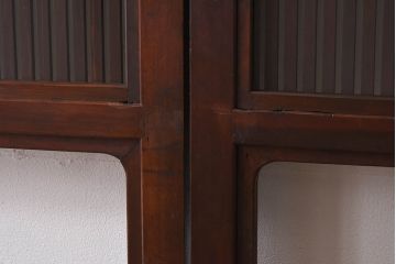 昭和期　当時物ガラス入り　ケヤキ材　細身のシルエットが魅力の万本格子戸(ガラス帯戸、帯戸、引き戸、建具)4枚セット
