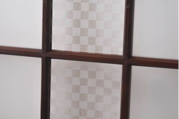 昭和レトロ　ラフジュ工房オリジナルガラス入り　市松模様がおしゃれなガラス格子戸(引き戸、建具)2枚組
